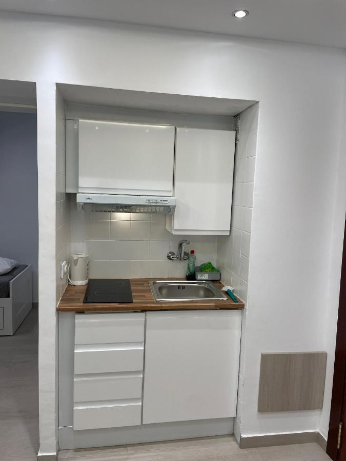 Studio Appartament Bright City Nuevo! 토레몰리노스 외부 사진